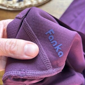 Fanka Purple Body Sculpt 7/8 Leggings size